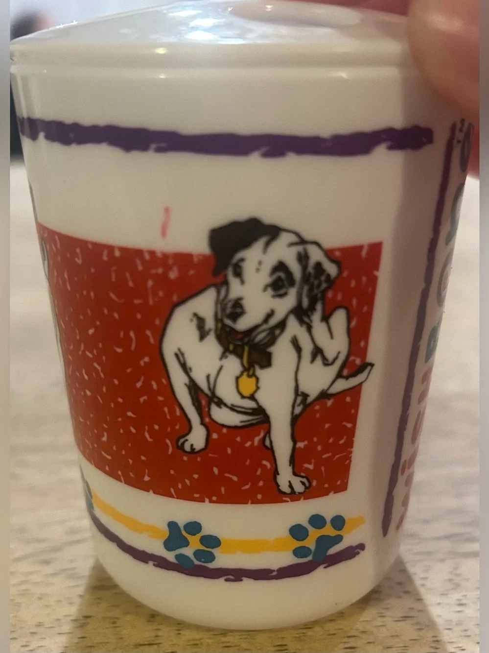 1997 Big Feats Plastic Wishbone Toothbrush Holder  4 Hole Lid